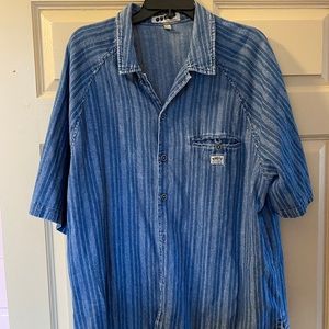 Vintage Short Sleeve Guess Buttoned Shirt